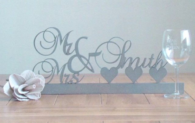 Glittery Mr and Mrs Name Setting